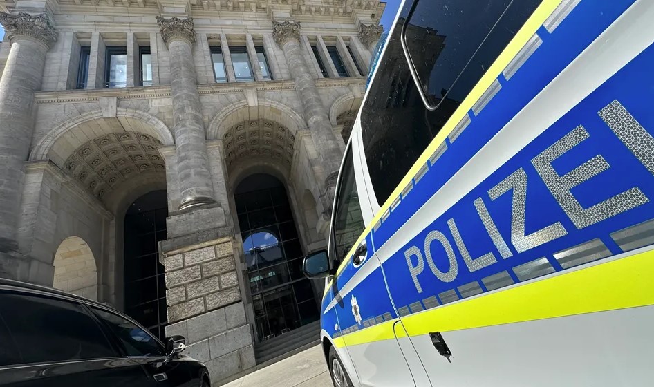 Скандал у парламенті Німеччини: поліція приборкувала п'яних помічників депутатів від «Альтернативи для Німеччини»
